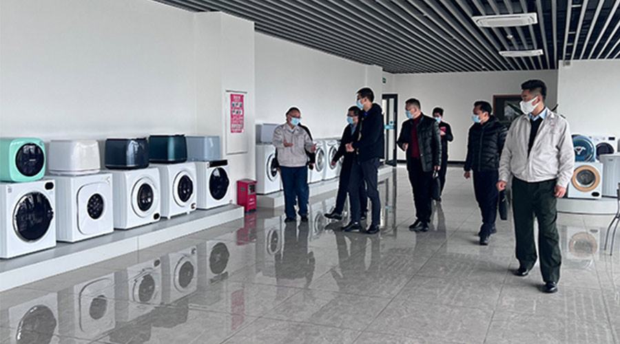 分享交流！鶴山市領(lǐng)導(dǎo)以及書記一同到訪金環(huán)電器