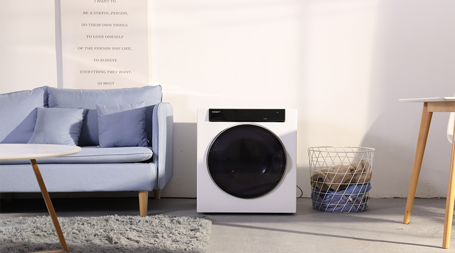 羽絨服，到底該不該用滾筒干衣機(jī)進(jìn)行烘干？