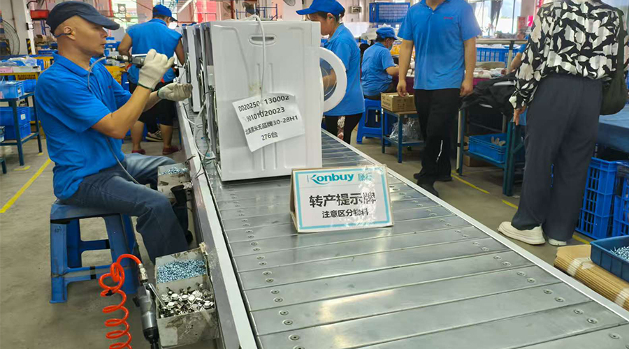 首檢把關(guān)，生產(chǎn)過程的質(zhì)量環(huán)節(jié)